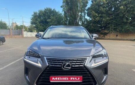 Lexus NX I, 2018 год, 3 150 000 рублей, 9 фотография