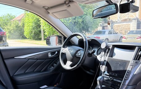 Infiniti Q50 I рестайлинг, 2015 год, 2 150 000 рублей, 12 фотография