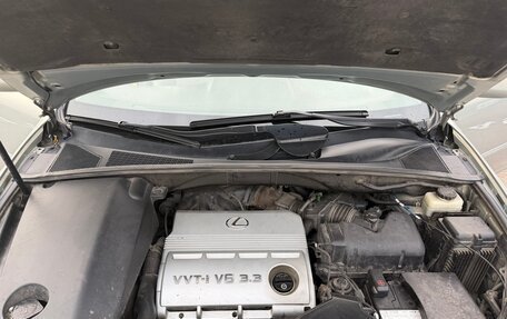 Lexus RX II рестайлинг, 2004 год, 1 300 000 рублей, 27 фотография