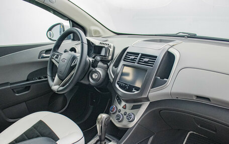 Chevrolet Aveo III, 2015 год, 730 000 рублей, 11 фотография