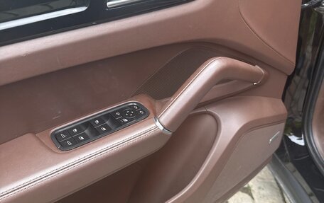 Porsche Cayenne III, 2020 год, 6 990 000 рублей, 8 фотография