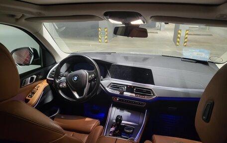 BMW X5, 2019 год, 5 600 000 рублей, 6 фотография