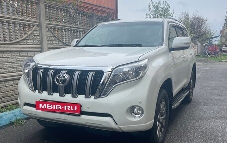 Toyota Land Cruiser Prado 150 рестайлинг 2, 2013 год, 3 100 000 рублей, 4 фотография