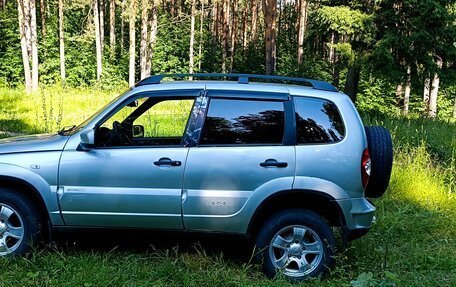 Chevrolet Niva I рестайлинг, 2012 год, 350 000 рублей, 2 фотография