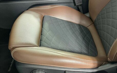 Mercedes-Benz GLB, 2019 год, 3 299 000 рублей, 11 фотография