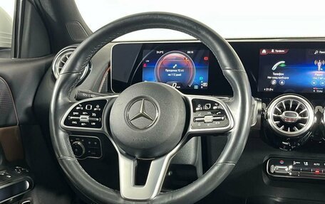 Mercedes-Benz GLB, 2019 год, 3 299 000 рублей, 16 фотография
