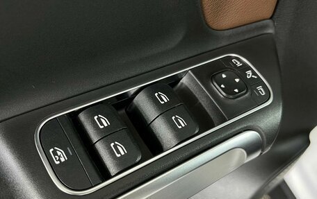 Mercedes-Benz GLB, 2019 год, 3 299 000 рублей, 21 фотография