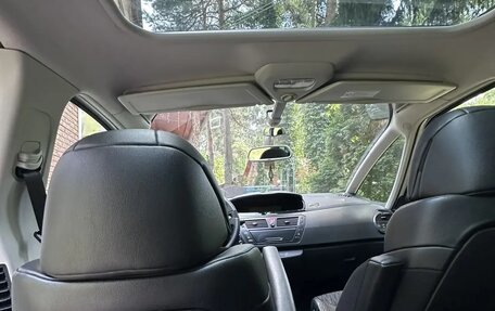 Citroen C4 Picasso II рестайлинг, 2011 год, 520 000 рублей, 1 фотография