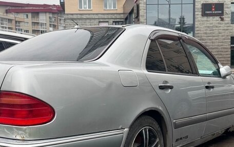 Mercedes-Benz E-Класс, 1998 год, 250 000 рублей, 4 фотография