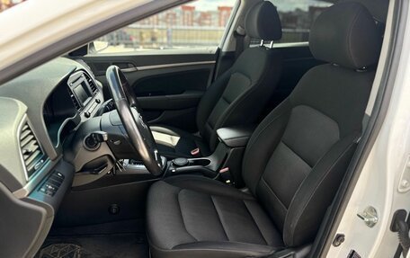 Hyundai Elantra VI рестайлинг, 2017 год, 1 490 008 рублей, 10 фотография