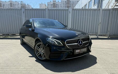 Mercedes-Benz E-Класс, 2018 год, 2 600 000 рублей, 6 фотография