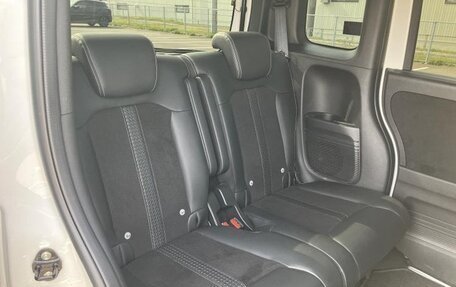 Honda N-BOX II, 2023 год, 744 000 рублей, 18 фотография