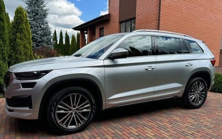 Skoda Kodiaq I, 2022 год, 3 750 000 рублей, 3 фотография
