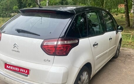 Citroen C4 Picasso II рестайлинг, 2011 год, 520 000 рублей, 8 фотография