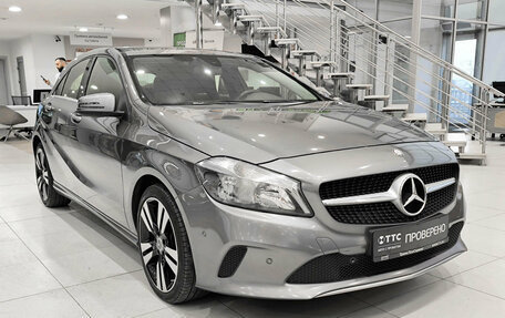 Mercedes-Benz A-Класс, 2016 год, 1 640 000 рублей, 3 фотография
