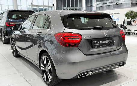Mercedes-Benz A-Класс, 2016 год, 1 640 000 рублей, 8 фотография