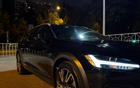 Volvo V90 Cross Country I рестайлинг, 2020 год, 3 250 000 рублей, 7 фотография