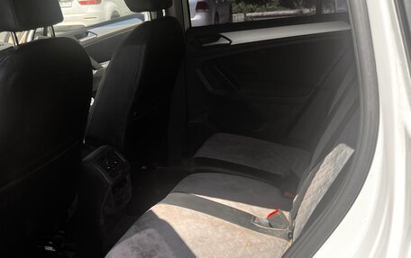 Volkswagen Tiguan II, 2017 год, 1 600 000 рублей, 8 фотография