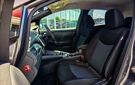 Nissan Leaf II, 2018 год, 2 170 000 рублей, 9 фотография