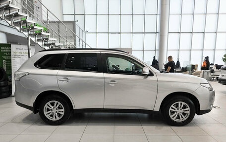 Mitsubishi Outlander III рестайлинг 3, 2013 год, 1 200 000 рублей, 5 фотография