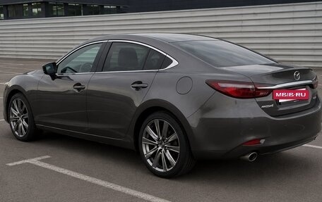 Mazda 6, 2019 год, 1 950 000 рублей, 5 фотография