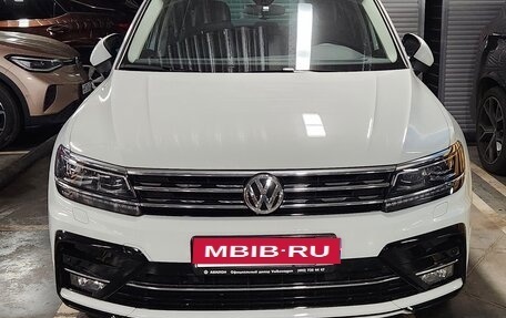 Volkswagen Tiguan II, 2020 год, 4 150 000 рублей, 1 фотография