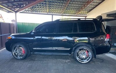 Toyota Land Cruiser 200, 2014 год, 5 000 000 рублей, 1 фотография
