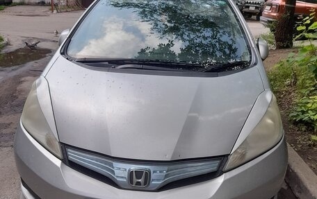 Honda Fit Shuttle I рестайлинг, 2012 год, 725 000 рублей, 1 фотография