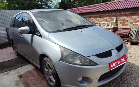 Mitsubishi Grandis, 2005 год, 590 000 рублей, 1 фотография