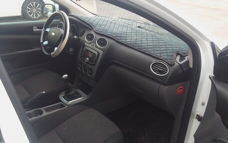 Ford Focus II рестайлинг, 2010 год, 500 000 рублей, 3 фотография
