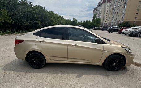 Hyundai Solaris II рестайлинг, 2014 год, 630 000 рублей, 2 фотография