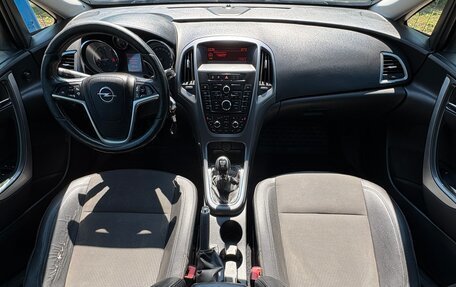 Opel Astra J, 2012 год, 620 000 рублей, 14 фотография