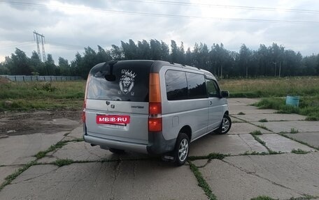 Honda Stepwgn II рестайлинг, 2001 год, 620 000 рублей, 3 фотография