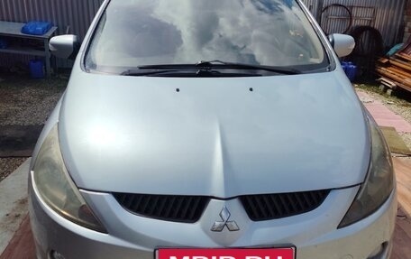 Mitsubishi Grandis, 2005 год, 590 000 рублей, 2 фотография