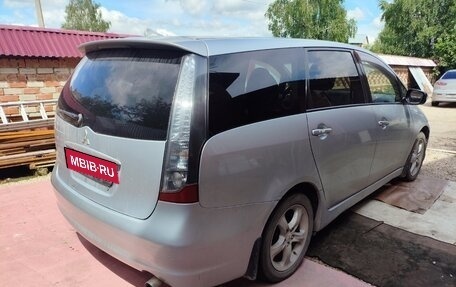 Mitsubishi Grandis, 2005 год, 590 000 рублей, 4 фотография