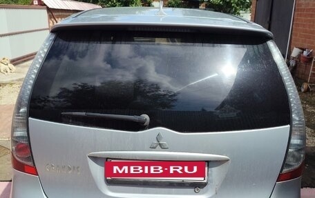 Mitsubishi Grandis, 2005 год, 590 000 рублей, 6 фотография