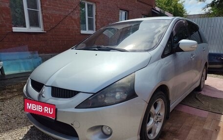 Mitsubishi Grandis, 2005 год, 590 000 рублей, 3 фотография