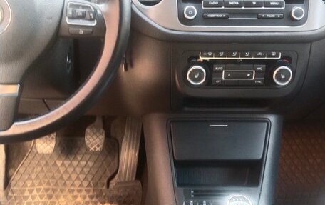 Volkswagen Tiguan I, 2015 год, 1 400 000 рублей, 18 фотография