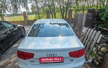 Audi A8, 2010 год, 900 000 рублей, 3 фотография
