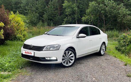 Volkswagen Passat B7, 2014 год, 999 999 рублей, 2 фотография