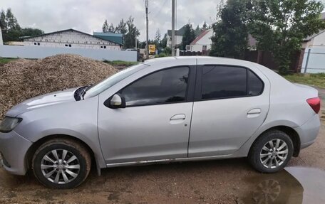 Renault Logan II, 2016 год, 520 000 рублей, 4 фотография