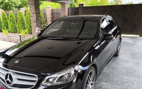 Mercedes-Benz E-Класс, 2015 год, 1 800 000 рублей, 6 фотография