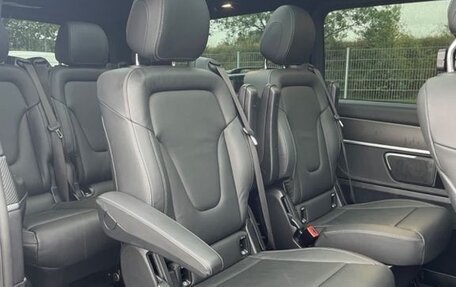 Mercedes-Benz V-Класс, 2019 год, 7 000 000 рублей, 7 фотография