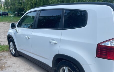 Chevrolet Orlando I, 2012 год, 850 000 рублей, 3 фотография
