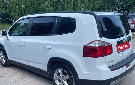 Chevrolet Orlando I, 2012 год, 850 000 рублей, 2 фотография