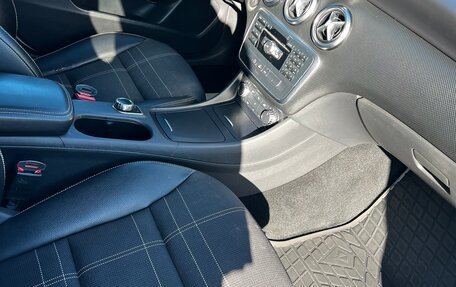 Mercedes-Benz A-Класс, 2013 год, 1 350 000 рублей, 2 фотография