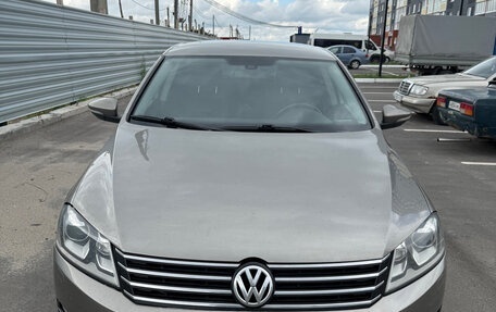Volkswagen Passat B7, 2012 год, 880 000 рублей, 1 фотография