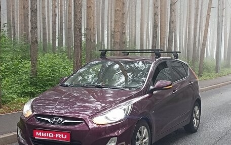Hyundai Solaris II рестайлинг, 2012 год, 599 000 рублей, 1 фотография
