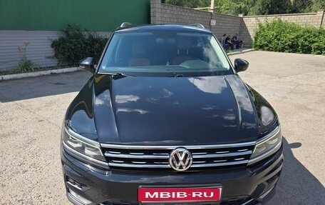 Volkswagen Tiguan II, 2017 год, 2 700 000 рублей, 1 фотография