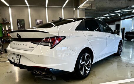 Hyundai Elantra, 2021 год, 1 950 000 рублей, 10 фотография